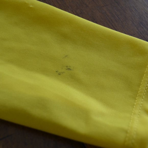 Swim trunks and rashguard set - Picture 4 of 5